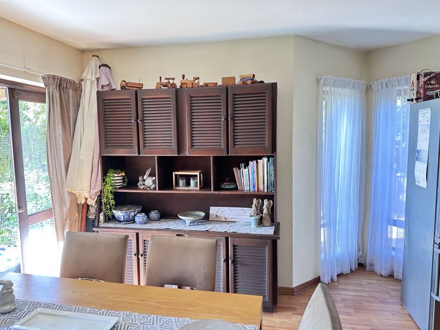 4 Bedroom Property for Sale in The Island Western Cape